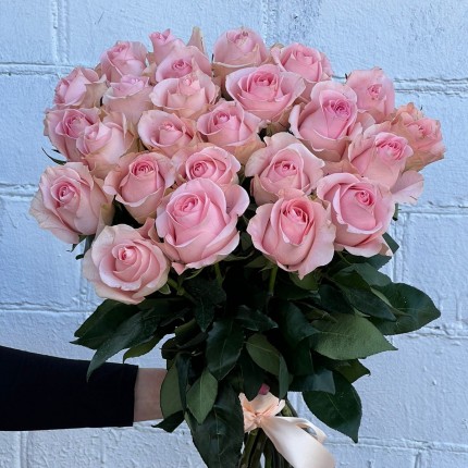 Букет из нежных розовых роз - купить с доставкой в по Новогорному